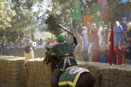 ferie delle messi giostra dei bastoni san gimignano